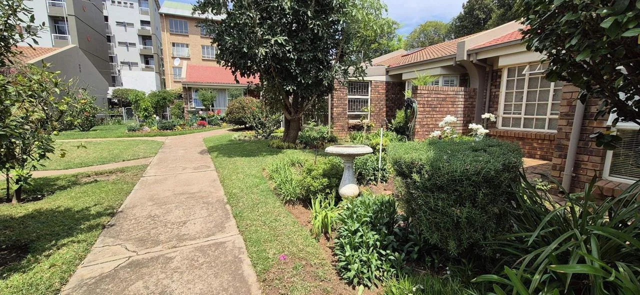 2 Bedroom House for sale in Hatfield