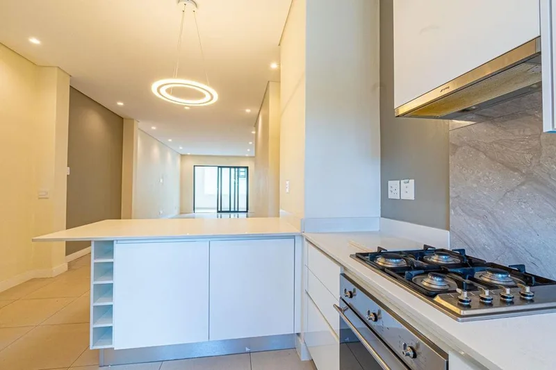 2 Bedroom Apartment / flat for sale in Morningside