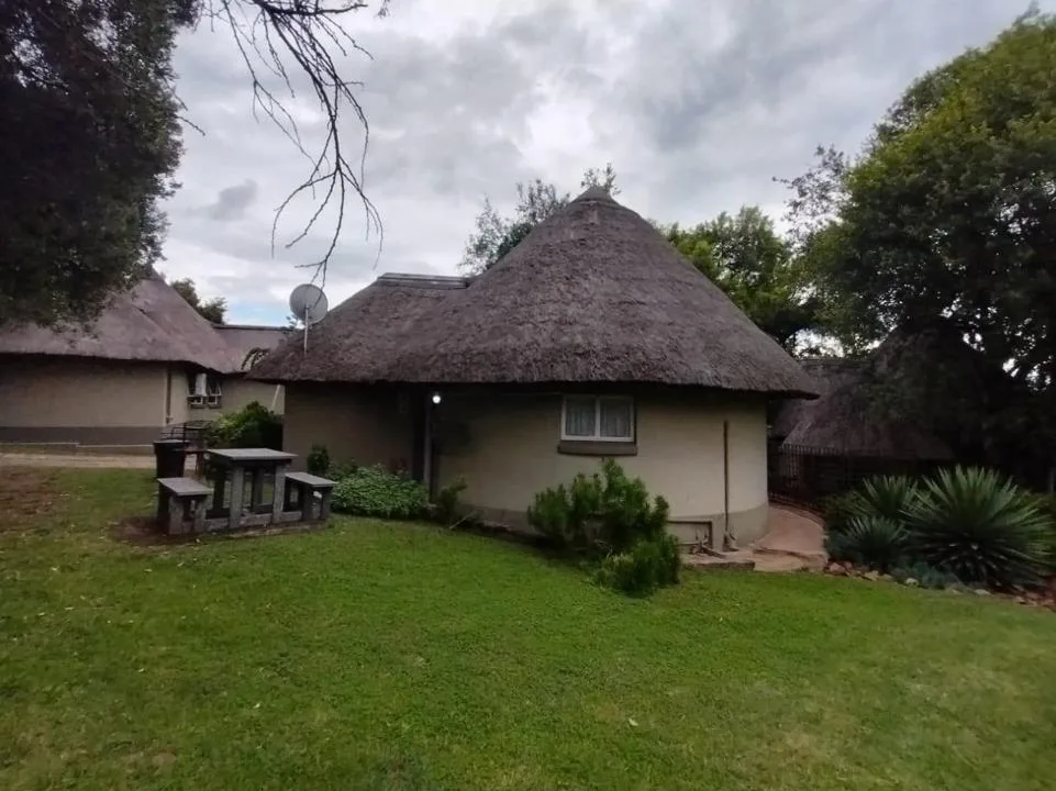 2 Bedroom House for sale in Mookgopong Rural