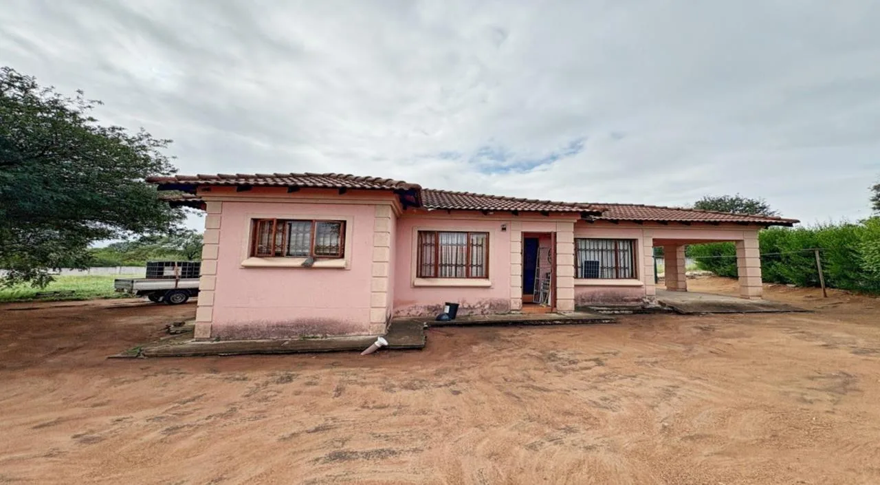 3 Bedroom House for sale in Hectorspruit