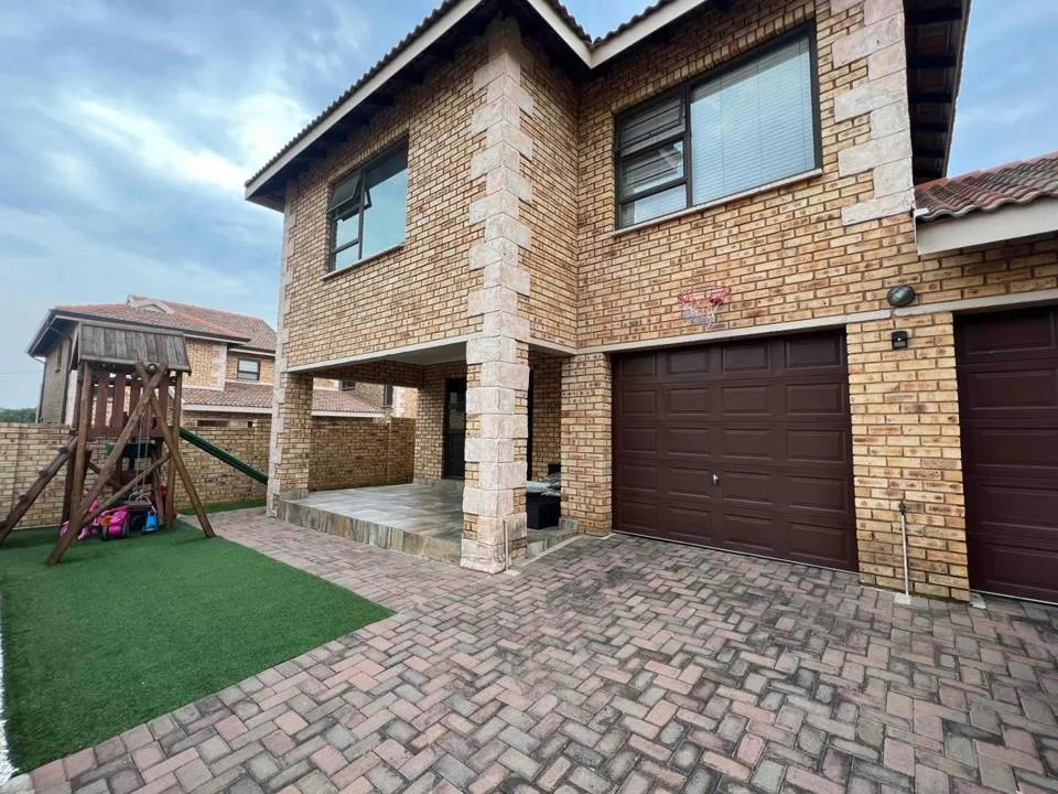 3 Bedroom Apartment / flat to rent in Wilgeheuwel