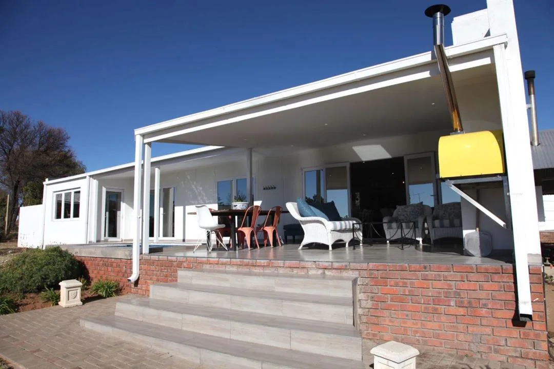 3 Bedroom House for sale in Vanderkloof