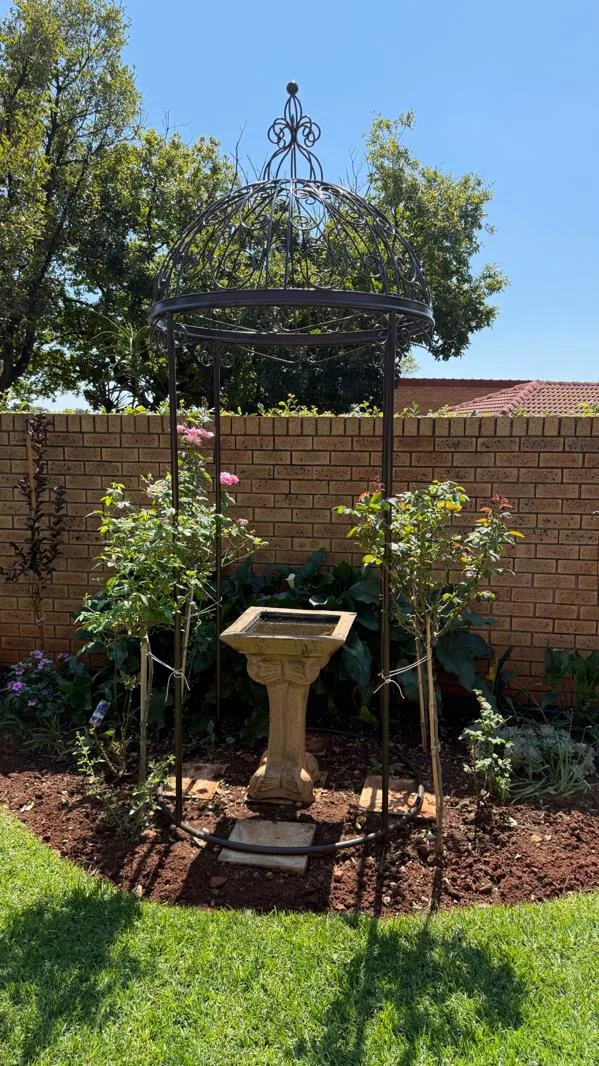 Property to rent in Newlands