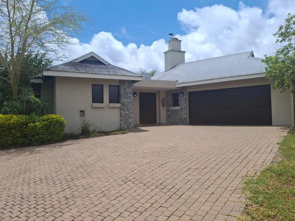 4 Bedroom House for sale in Hazyview