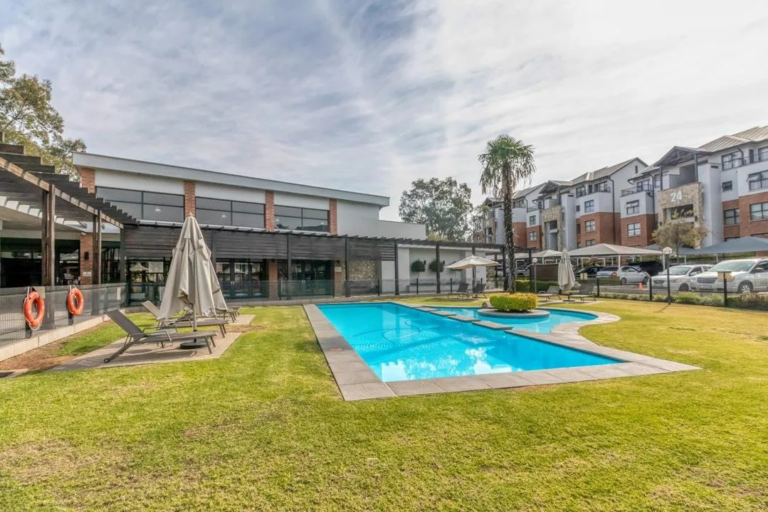 3 Bedroom Apartment / flat for sale in Olivedale