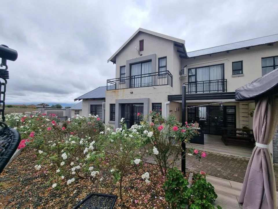 7 Bedroom House for sale in Parys Golf & Country Estate