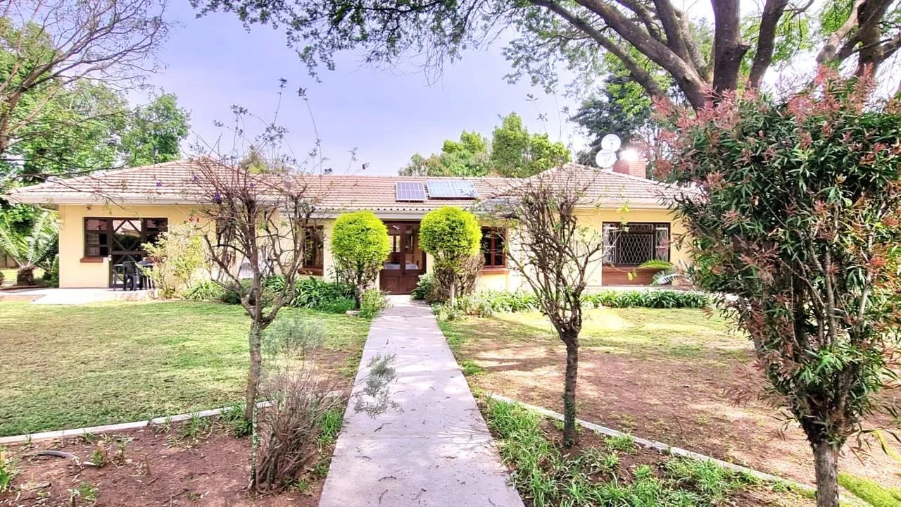 12 Bedroom House for sale in Dundee