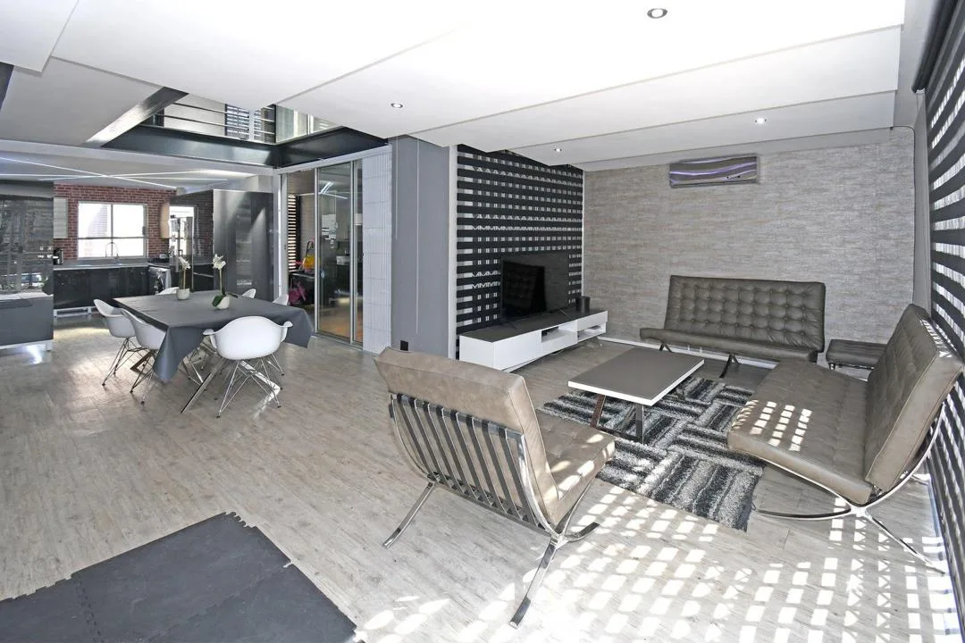 3 Bedroom Apartment / flat for sale in Houghton Estate