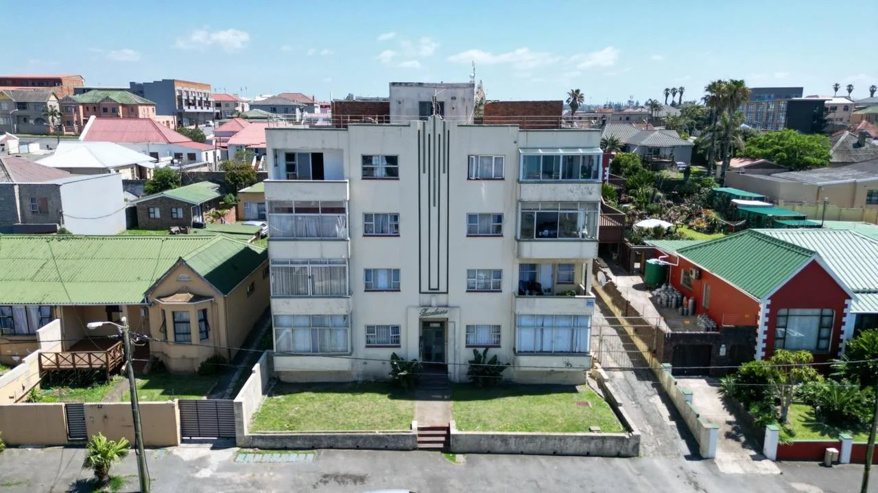 3 Bedroom Apartment / flat for sale in Quigney