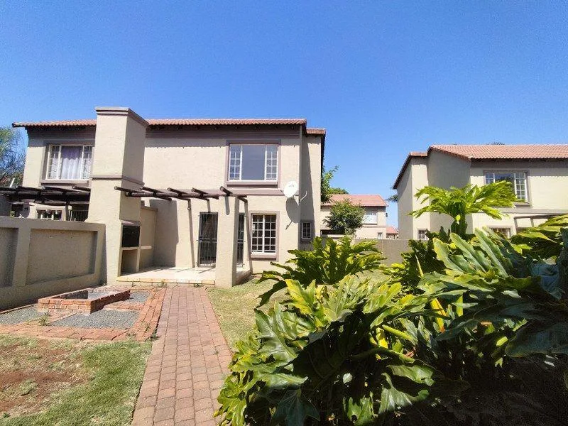 2 Bedroom Townhouse to rent in Annlin