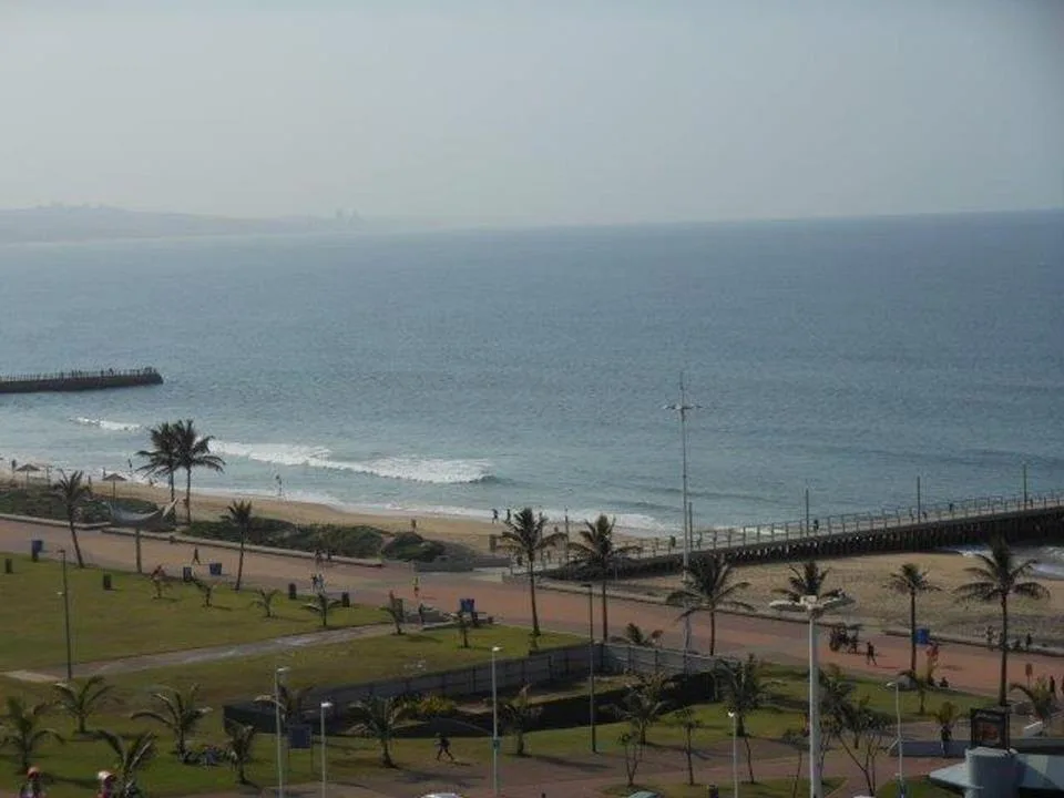 2 Bedroom Apartment / flat for sale in North Beach