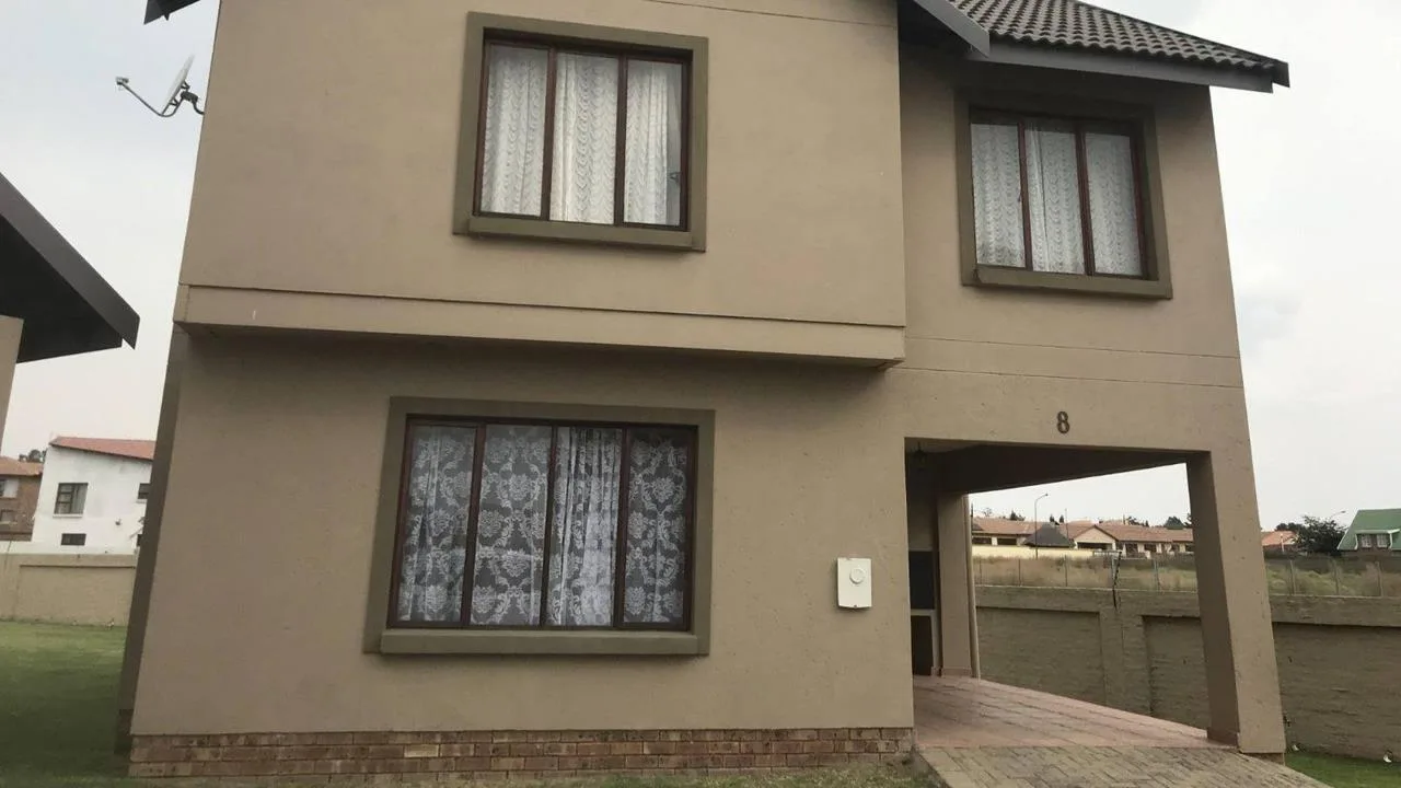 3 Bedroom Apartment / flat to rent in Secunda