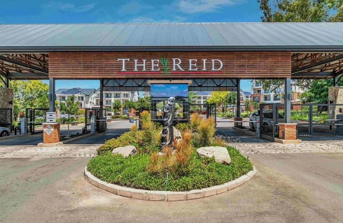 3 Bedroom Apartment / flat for sale in Linbro Park