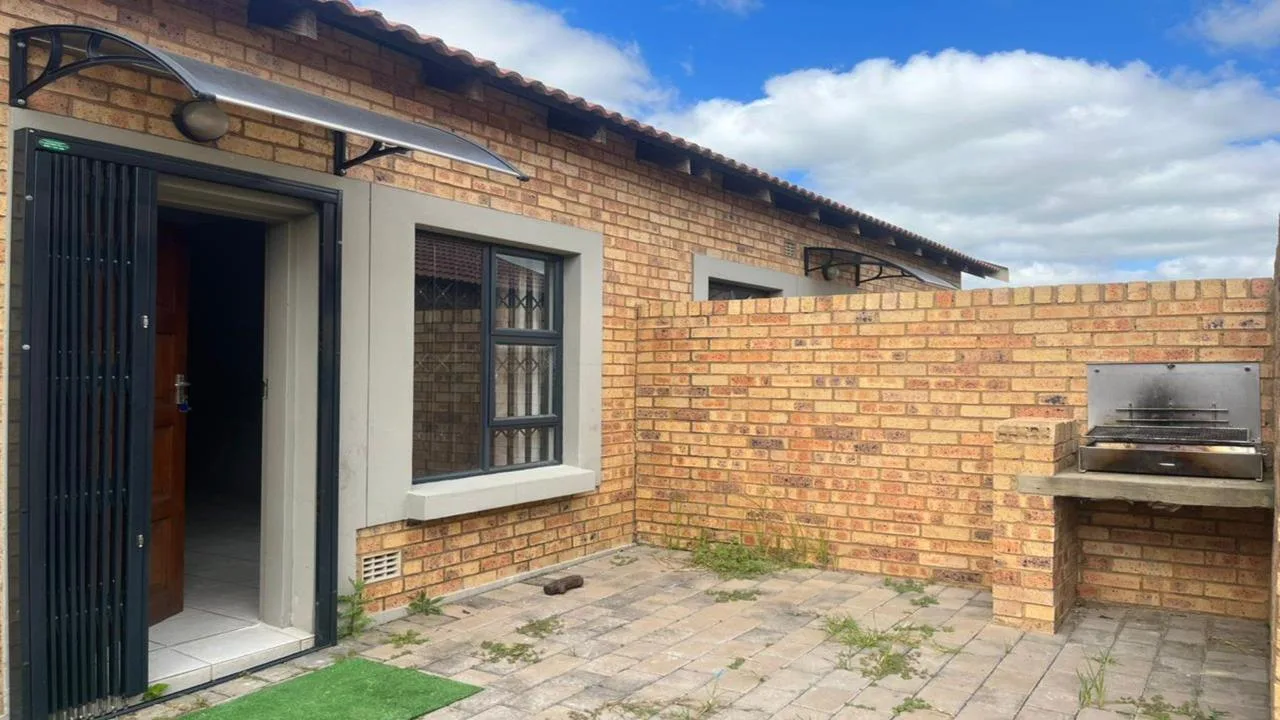 2 Bedroom Townhouse for sale in Terra Nova
