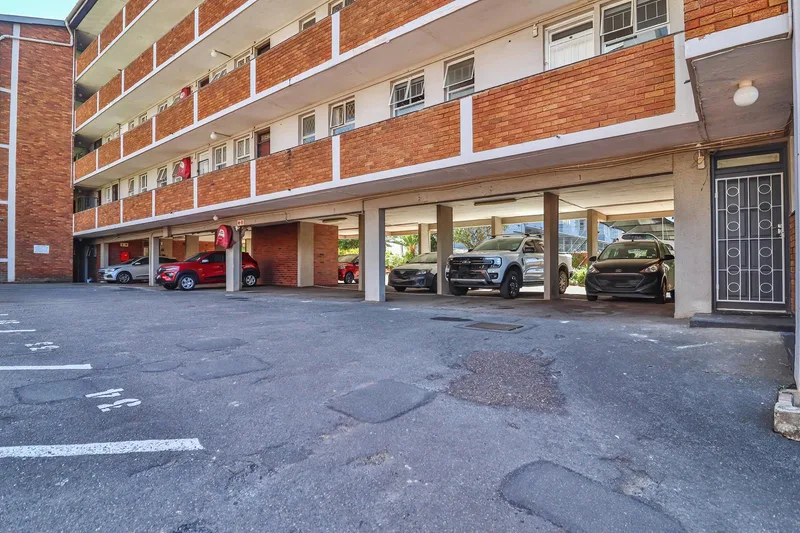 2 Bedroom Flat in Morningside