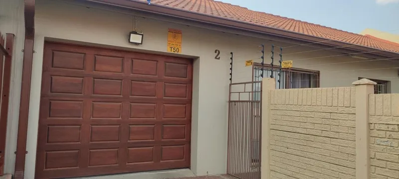 3 Bedroom Townhouse for sale in Trichardt