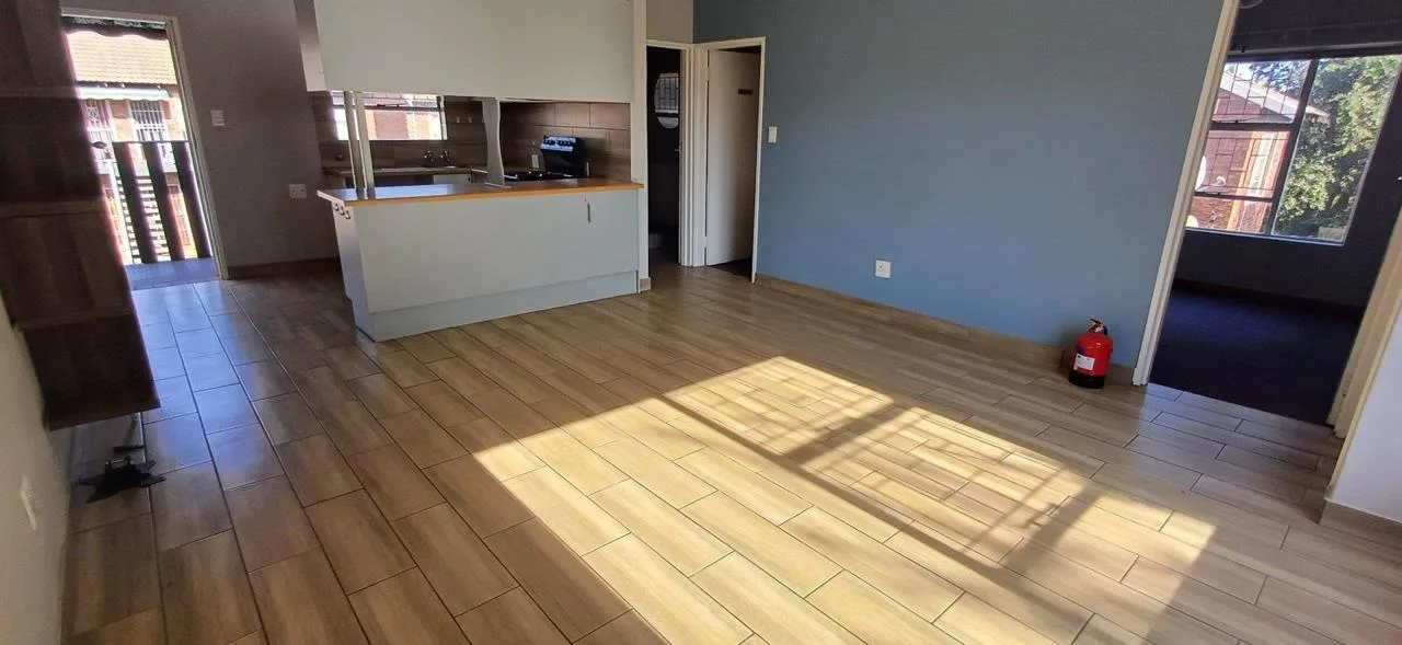 3 Bedroom Townhouse for sale in Langenhovenpark