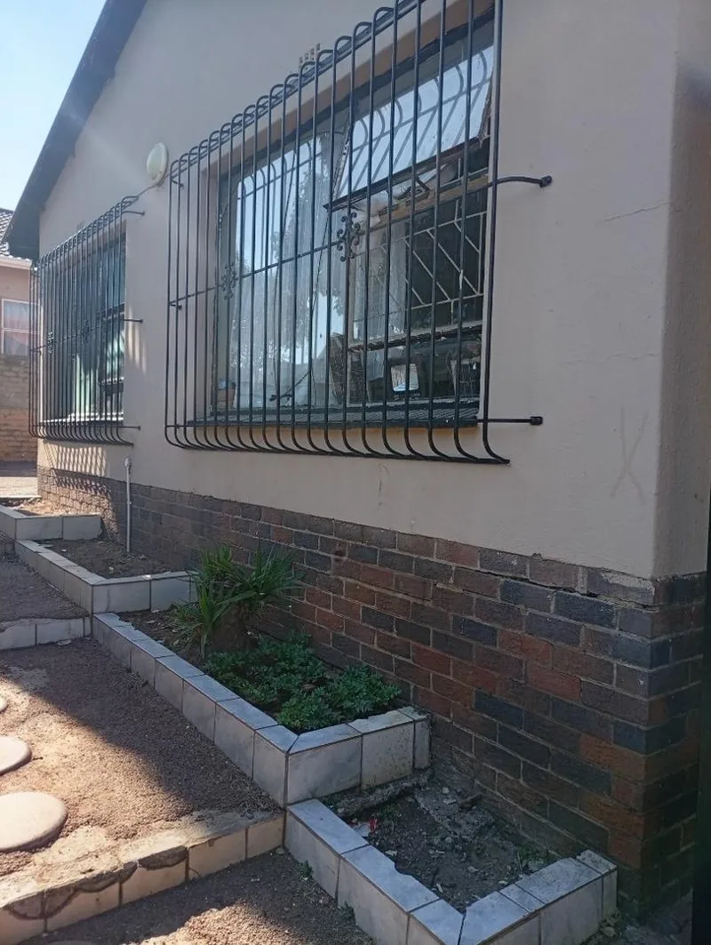 9 Bedroom House in Sophiatown