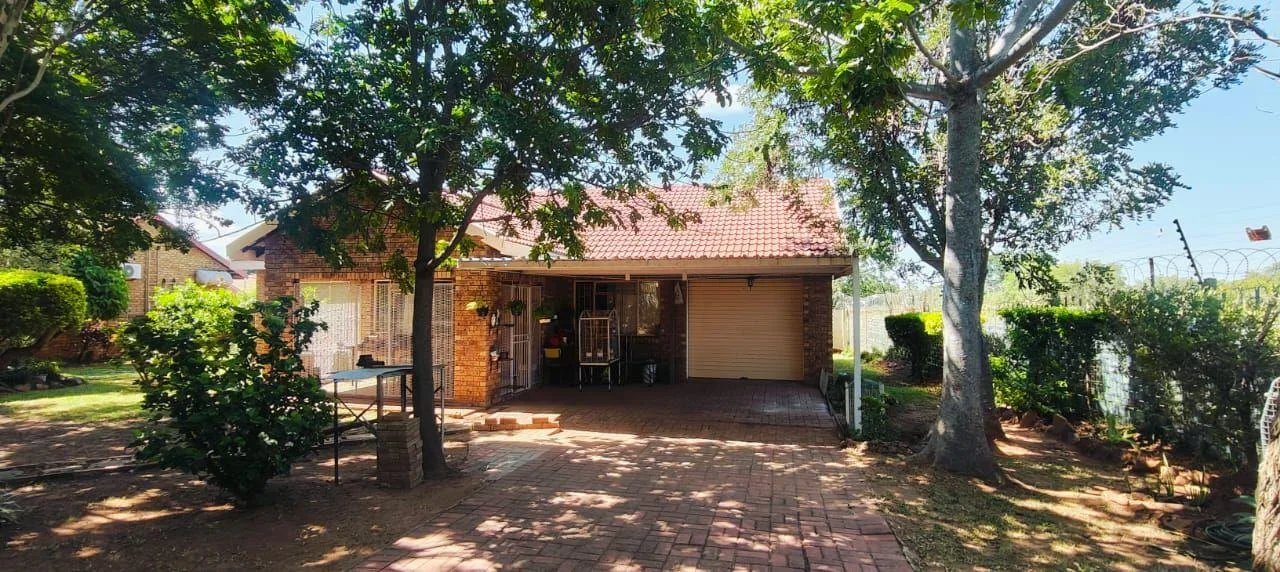 2 Bedroom Townhouse for sale in Bela Bela