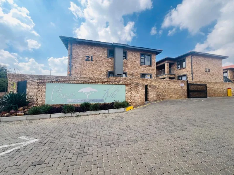 3 Bedroom Apartment / flat for sale in Cloverdene
