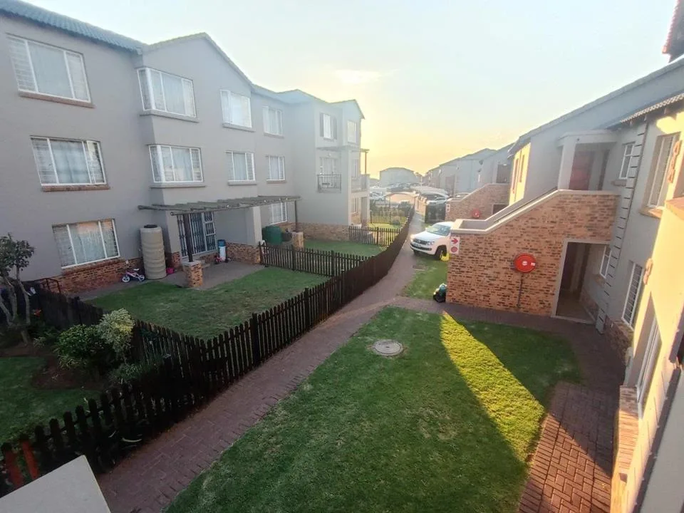 2 Bedroom Apartment / flat for sale in Reyno Ridge