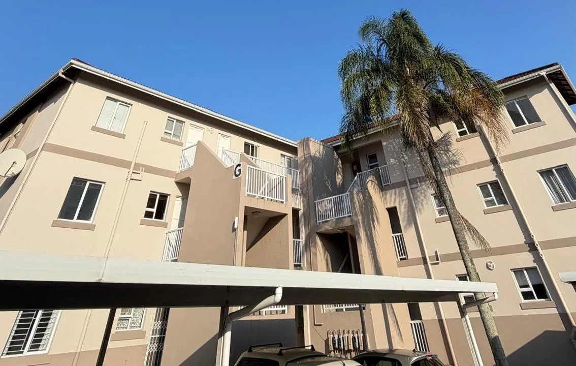 2 Bedroom Apartment / flat to rent in Manor Estates