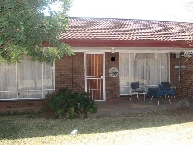 2 Bedroom Apartment / flat for sale in Meiringspark Ext 2