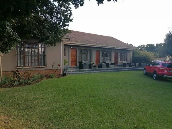 12 Bedroom House for sale in Ermelo