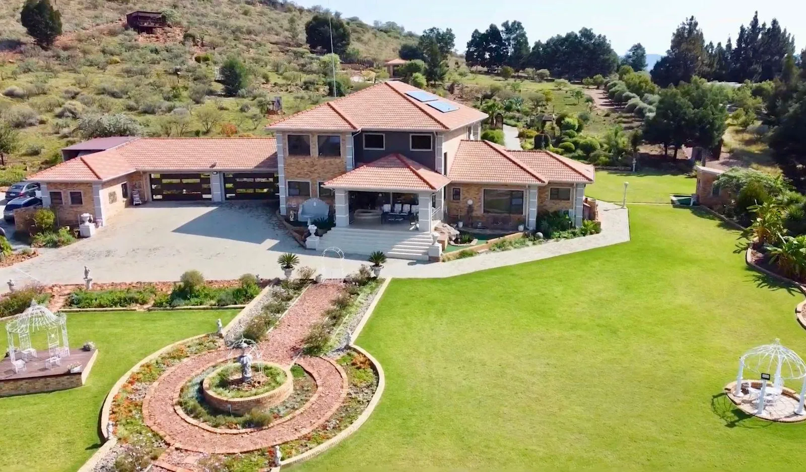 Property for sale in Blue Saddle Ranches