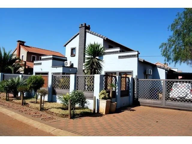 3 Bedroom House for sale in Northam