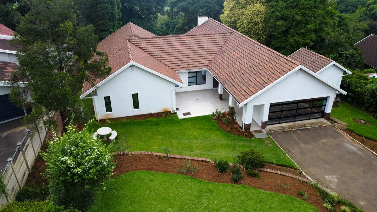 3 Bedroom House for sale in Montrose