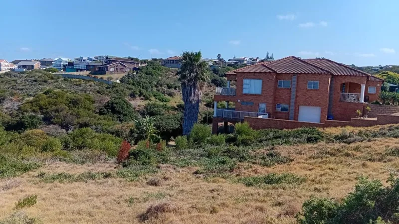 990 m² Land available in Dana Bay