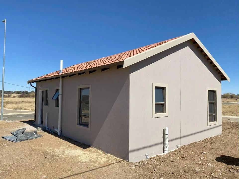 2 Bedroom House for sale in Raceway