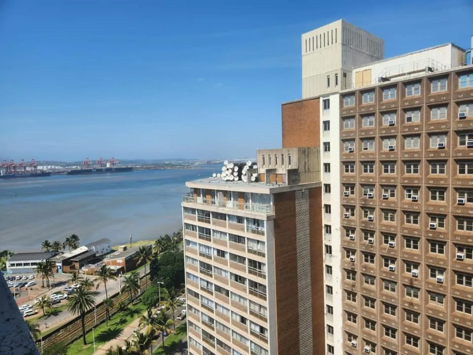 2 Bedroom Apartment / flat for sale in Esplanade