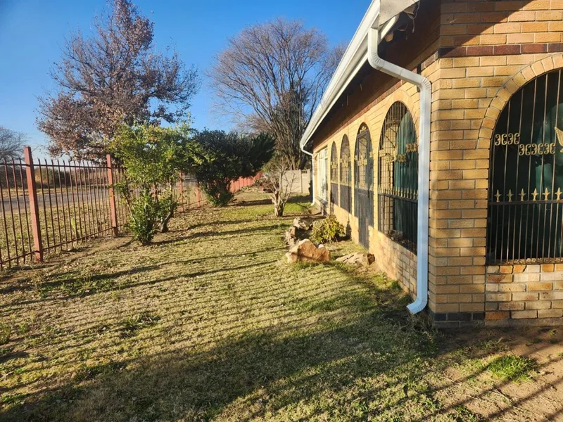 4 Bedroom House in Kroonstad Central