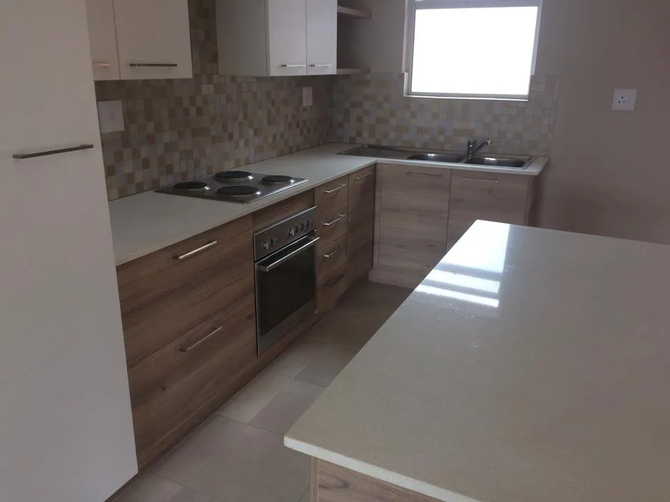2 Bedroom Apartment / flat to rent in Montana