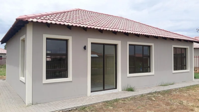 2 Bedroom House for sale in Grasslands