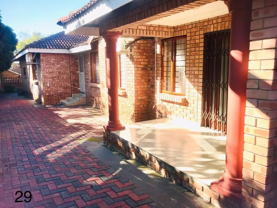 4 Bedroom House to rent in West Acres