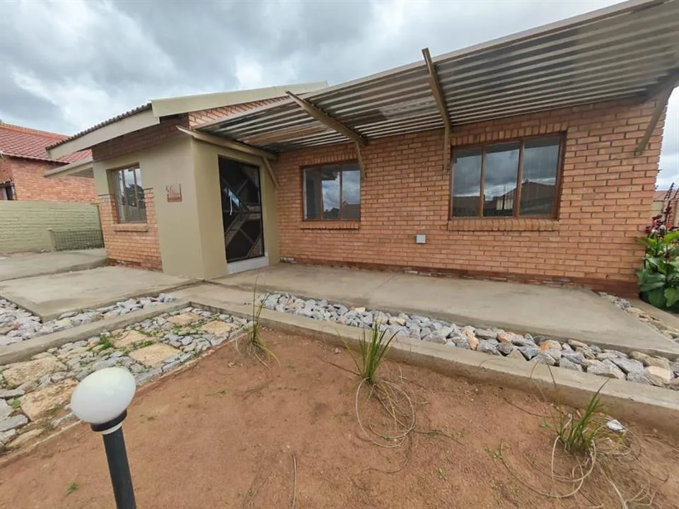 3 Bedroom House for sale in Seshego