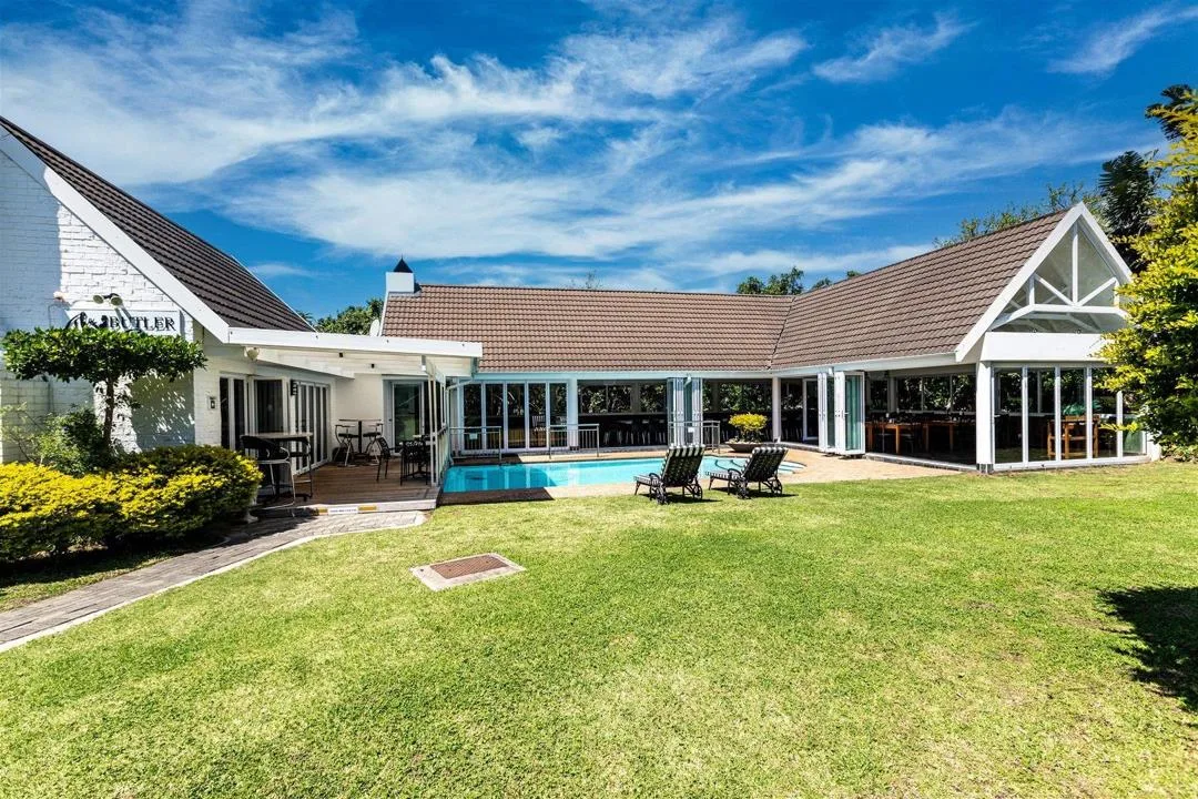 29 Bedroom House for sale in Selborne
