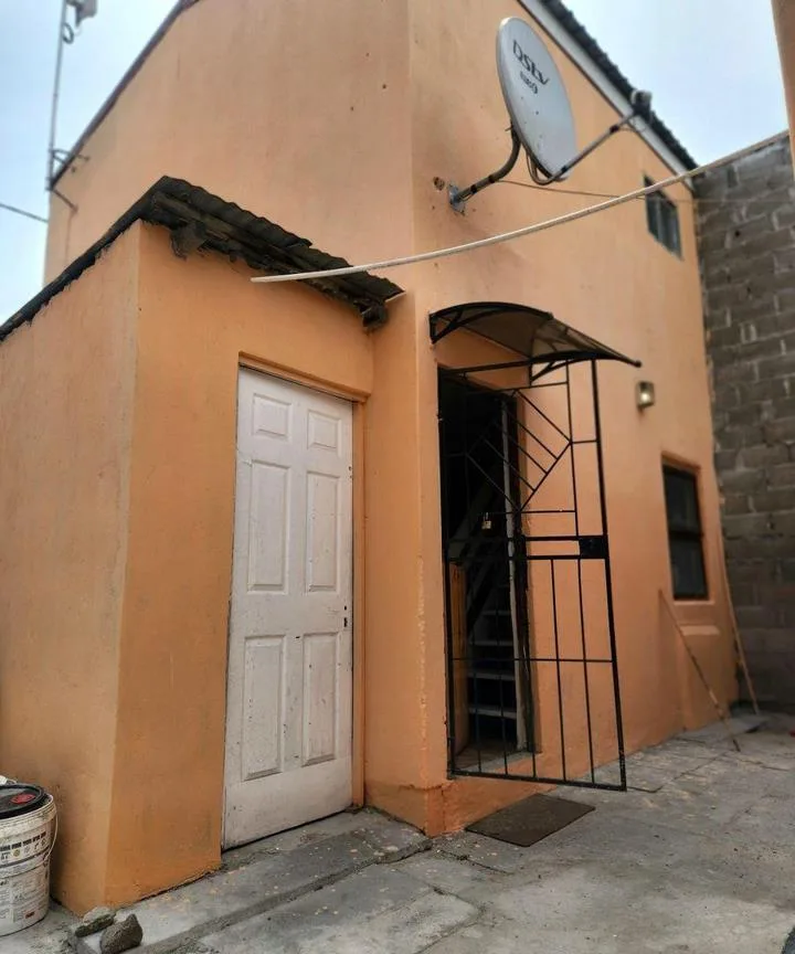2 Bedroom House for sale in Delft