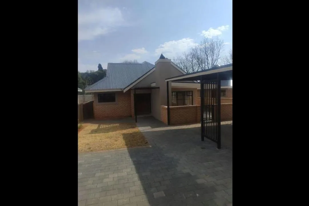 2 Bedroom Townhouse to rent in Wilkoppies