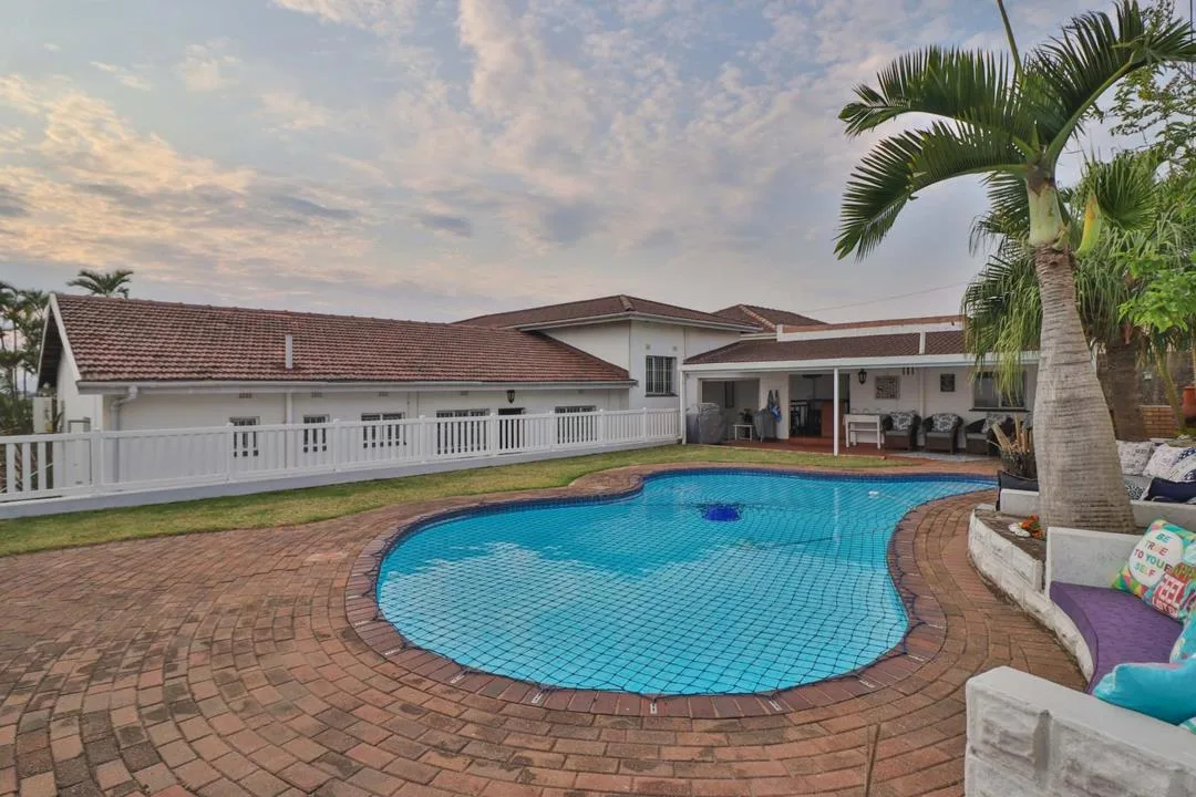 4 Bedroom House for sale in Ocean View