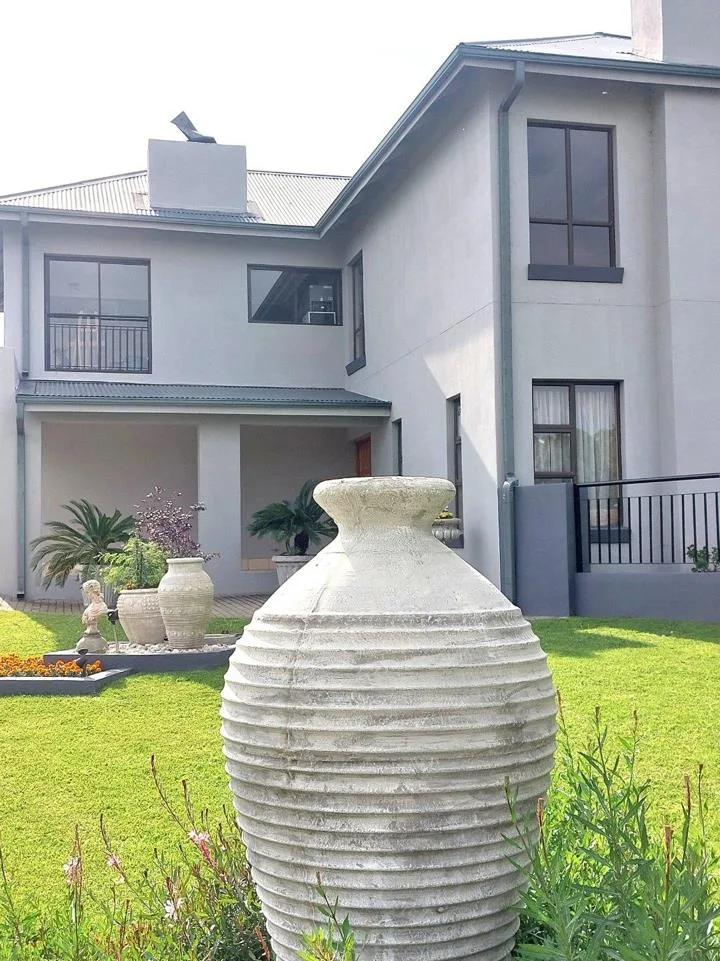 4 Bedroom House for sale in Parys Golf & Country Estate