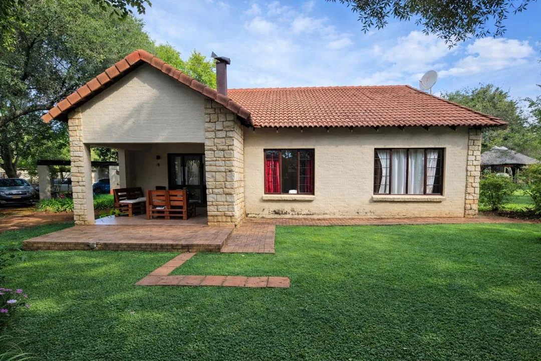3 Bedroom House to rent in The Coves