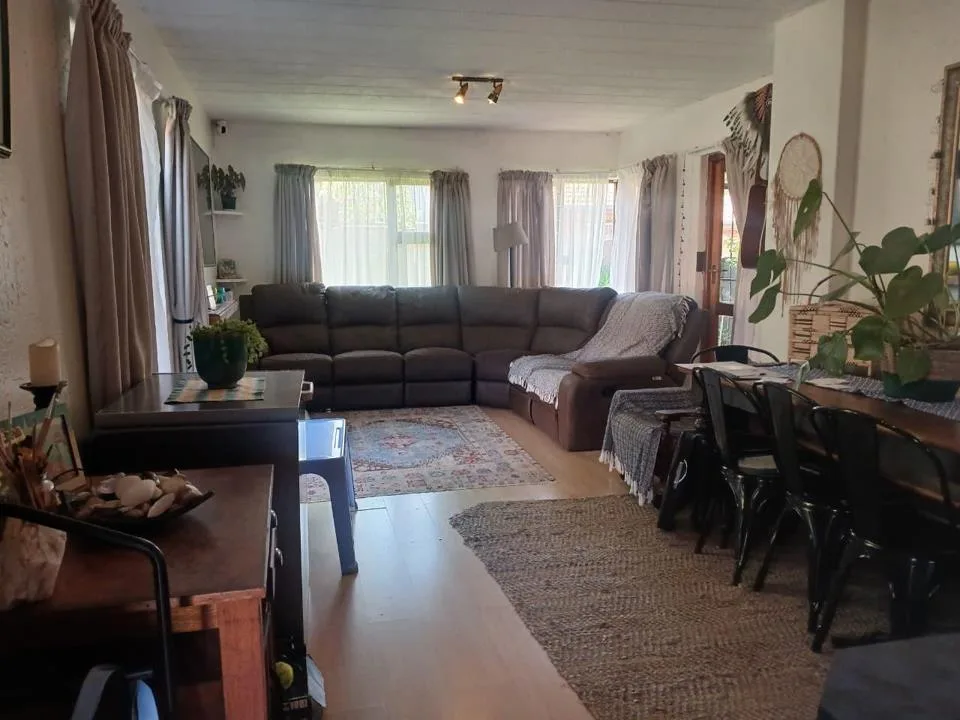 2 Bedroom Townhouse for sale in Glenvista