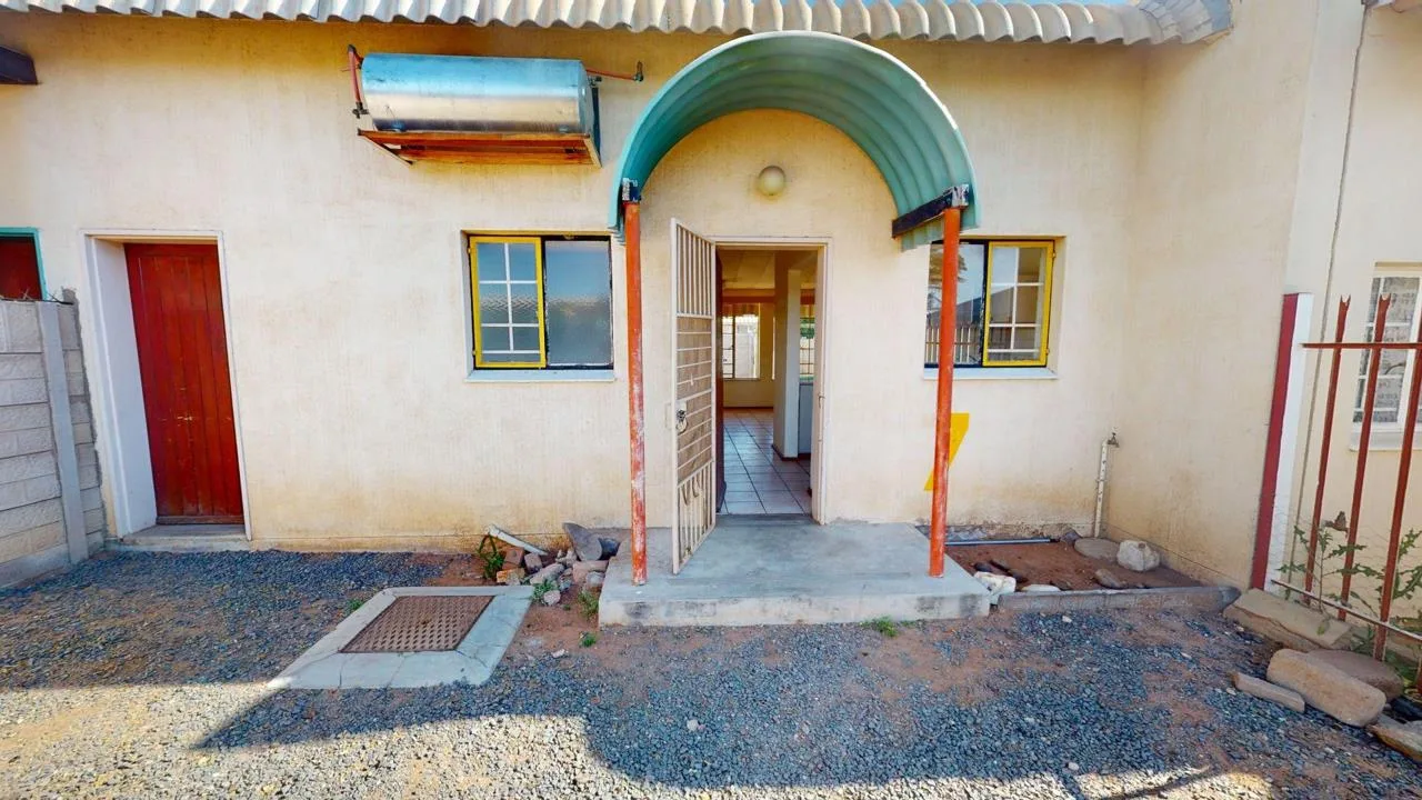 1 Bedroom Apartment / flat for sale in Flora Park