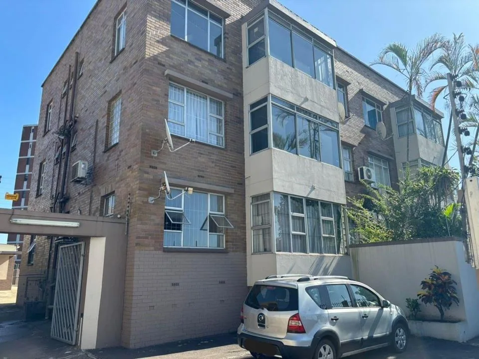 2 Bedroom Apartment / flat for sale in Westridge