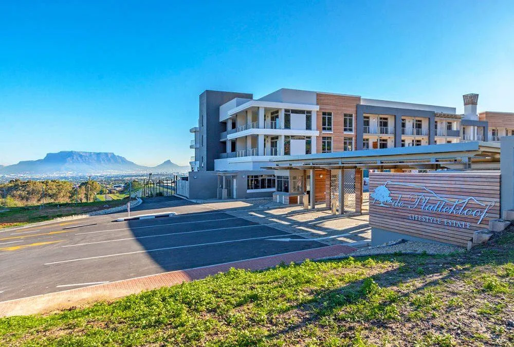 1 Bedroom Townhouse for sale in Plattekloof