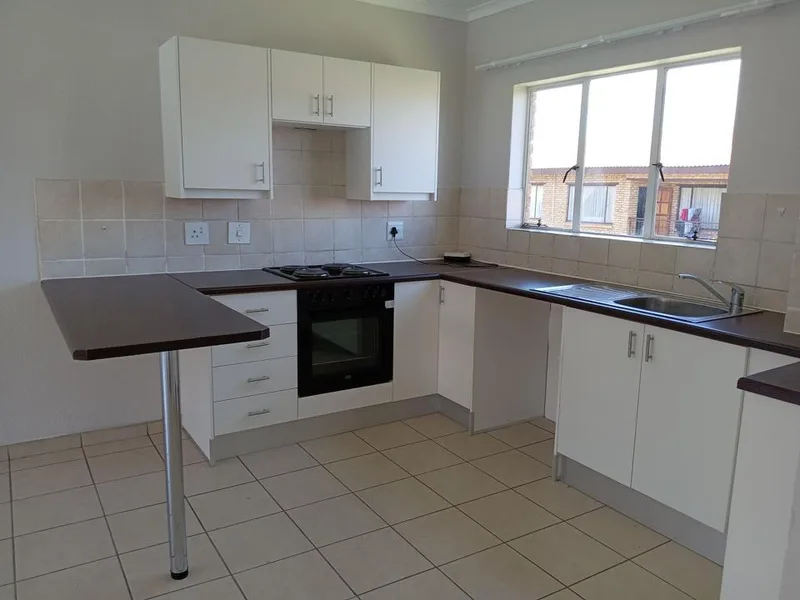 2 Bedroom Townhouse to rent in Meredale